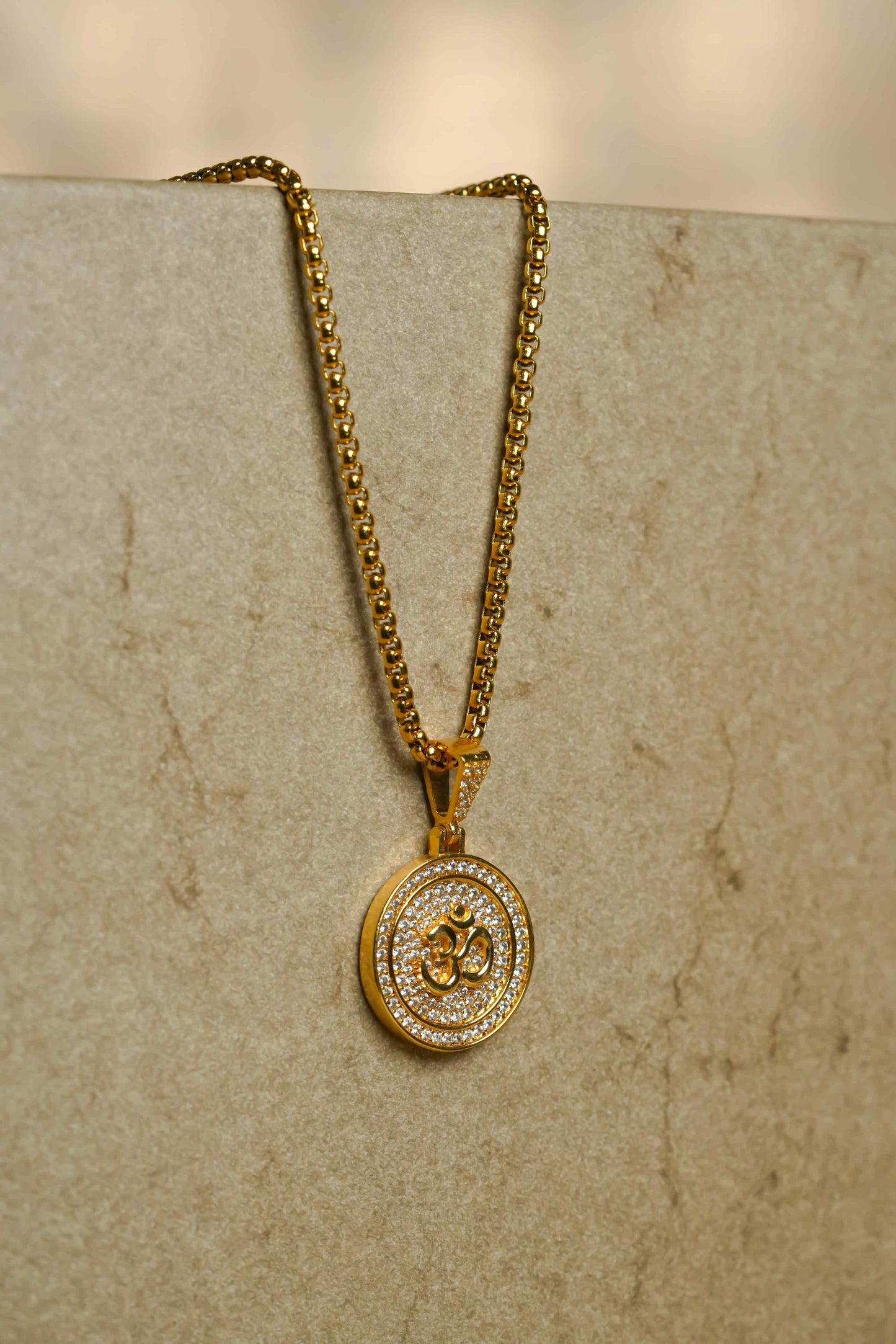 Sacred Om Pendant with Elegant Chain – Spiritual & Stylish