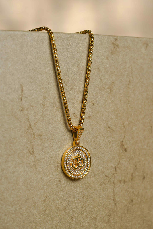 Sacred Om Pendant with Elegant Chain – Spiritual & Stylish